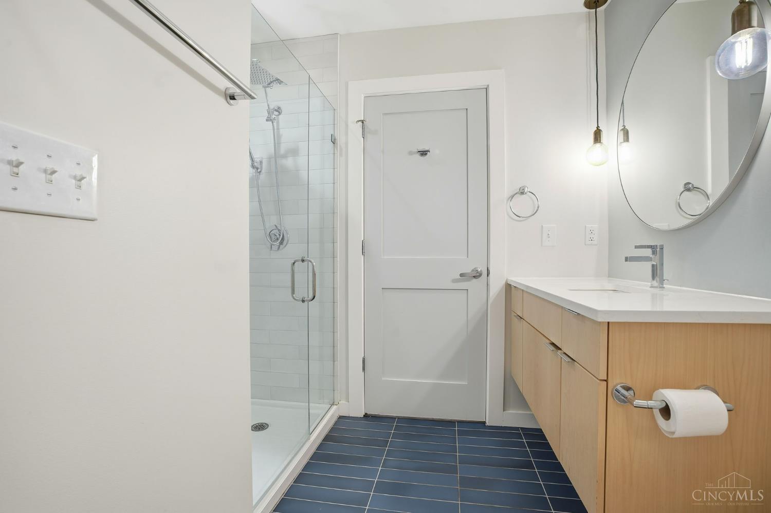 E 11 Court Street Property Photo 21