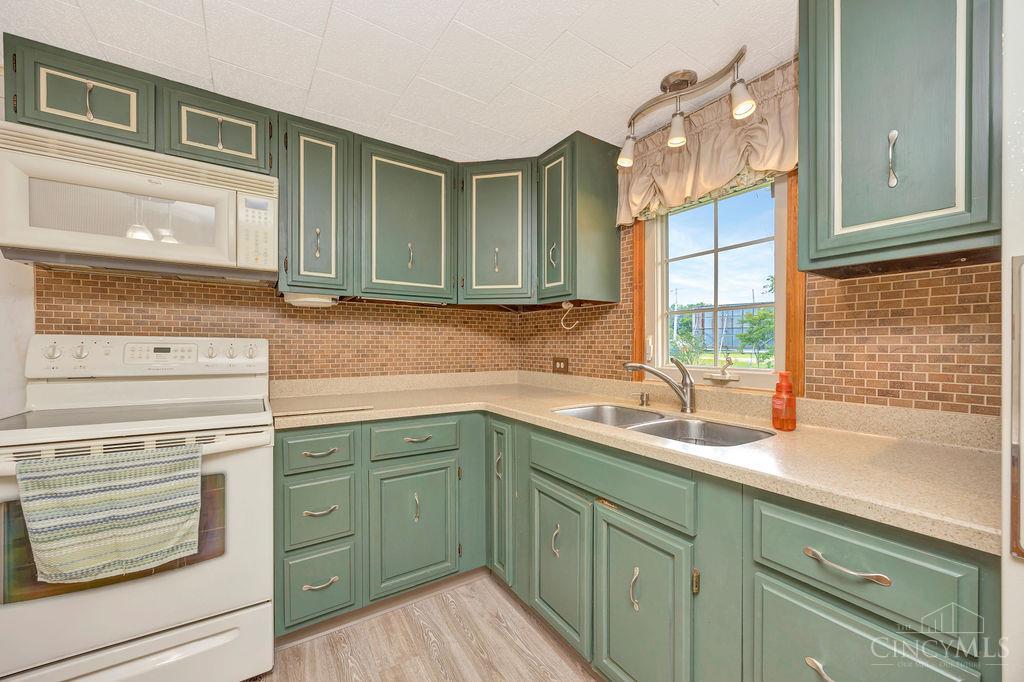 E 2984 Us Rt 35 Property Photo 21