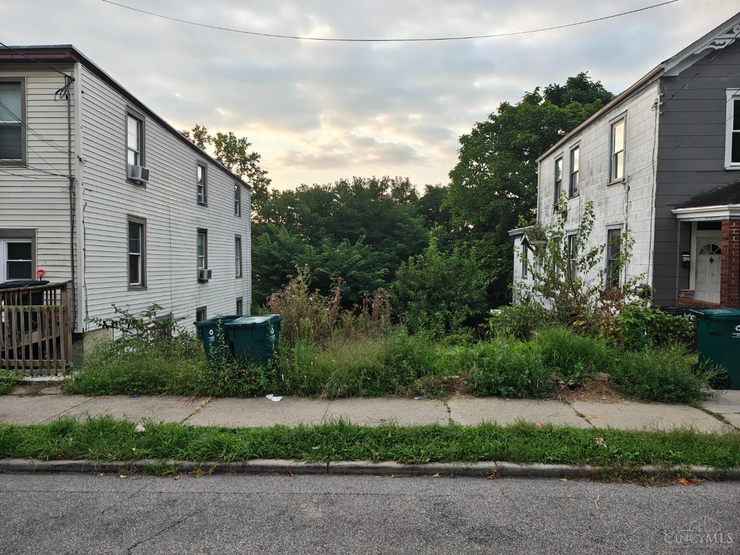 4263 Eastern Avenue Property Photo 1