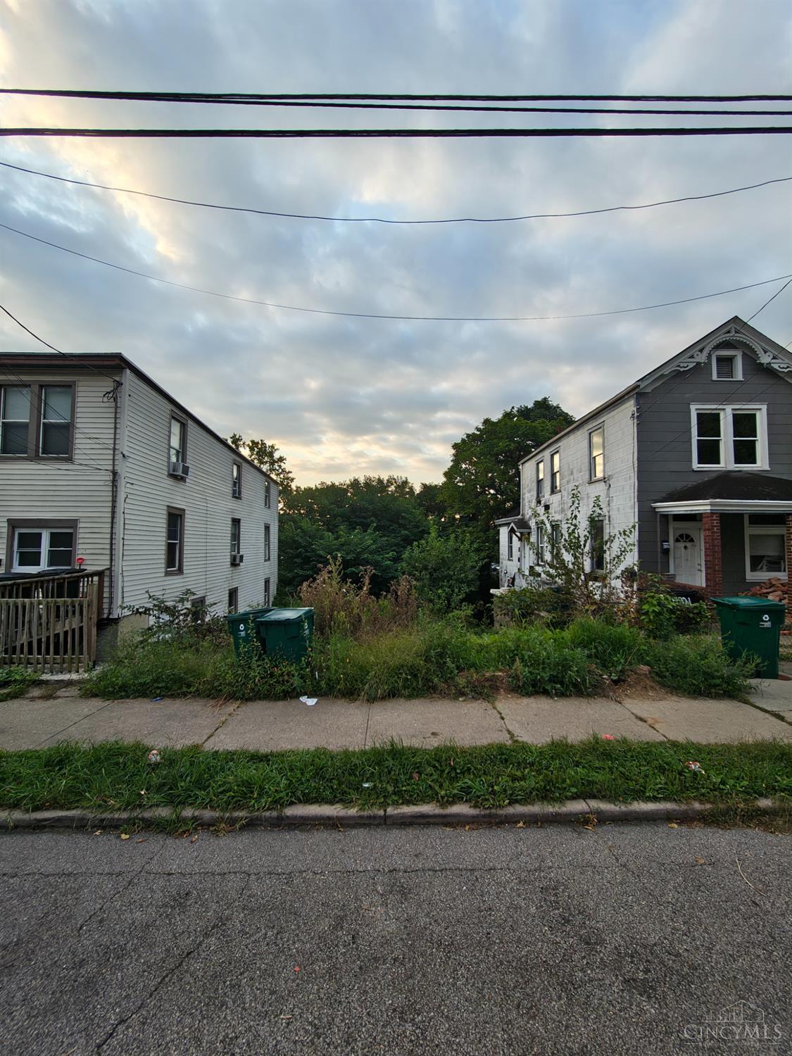 4303 Eastern Avenue Property Photo 1