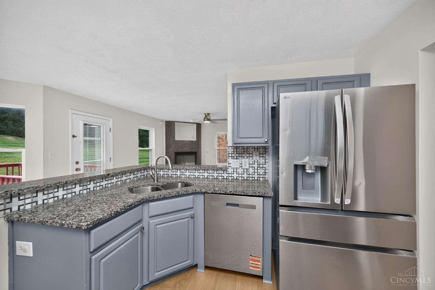 11909 Winston Circle Property Photo 18