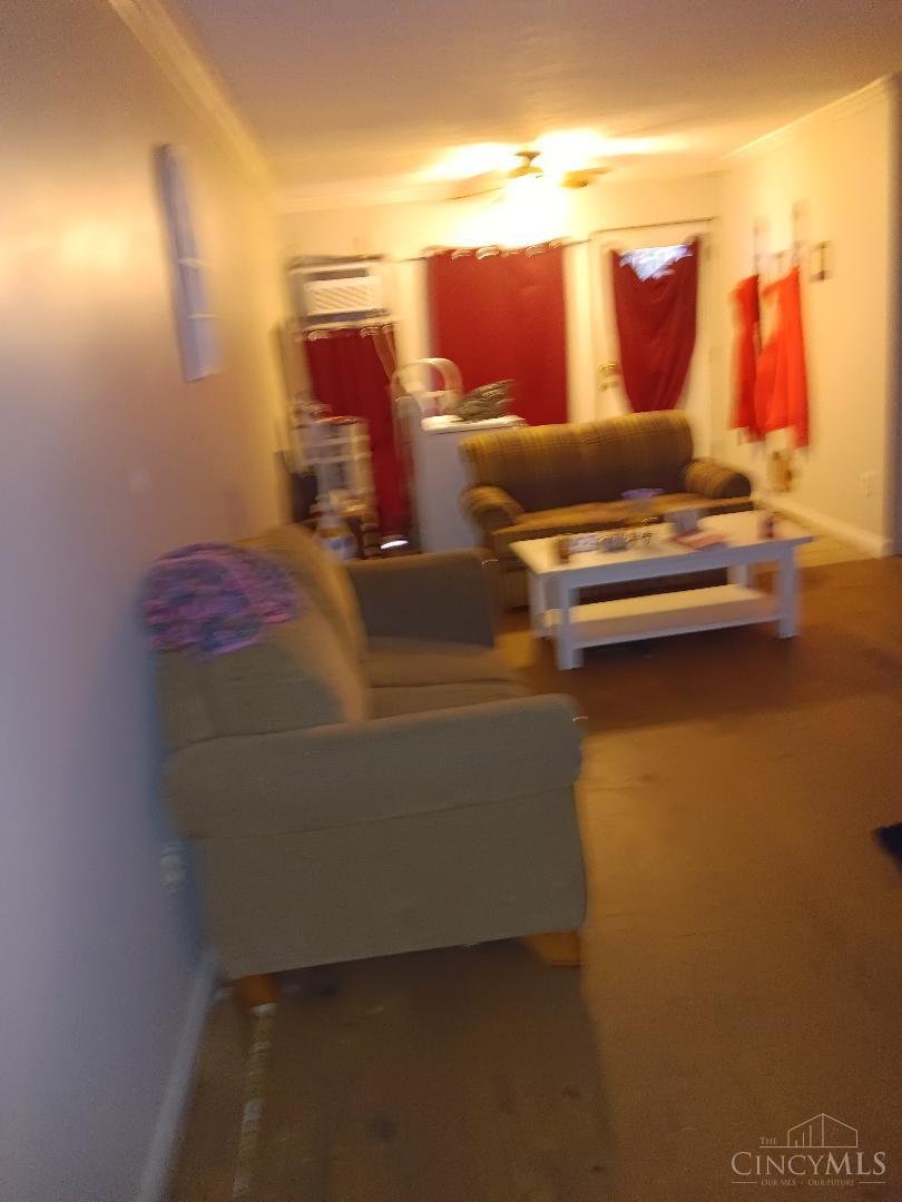 2777 Montana Avenue Property Photo 4