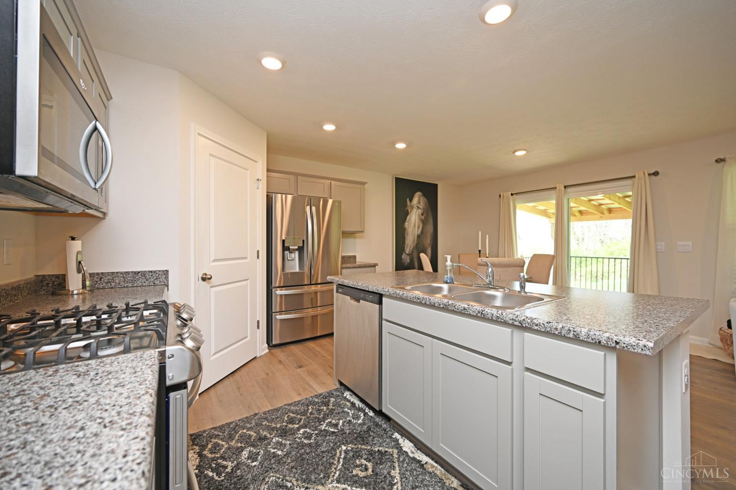 101 River Heights Drive Property Photo 14