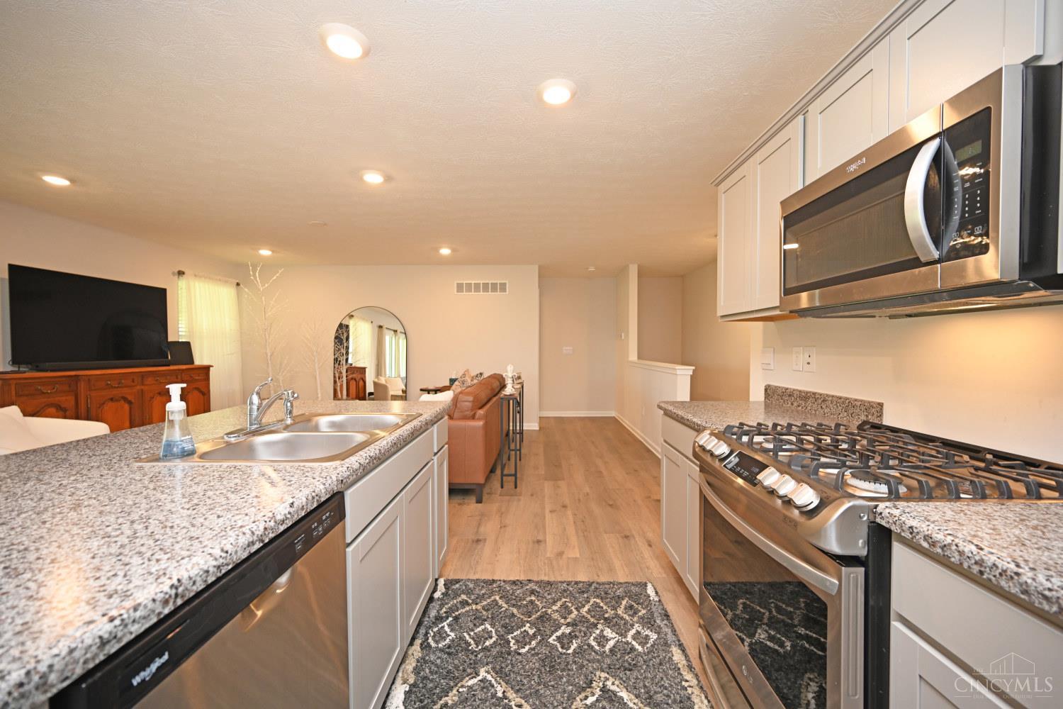 101 River Heights Drive Property Photo 17