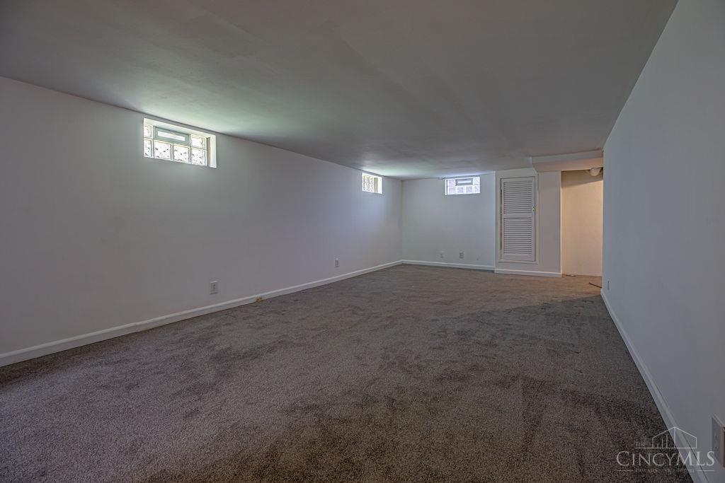 798 St Clair Avenue Property Photo 29