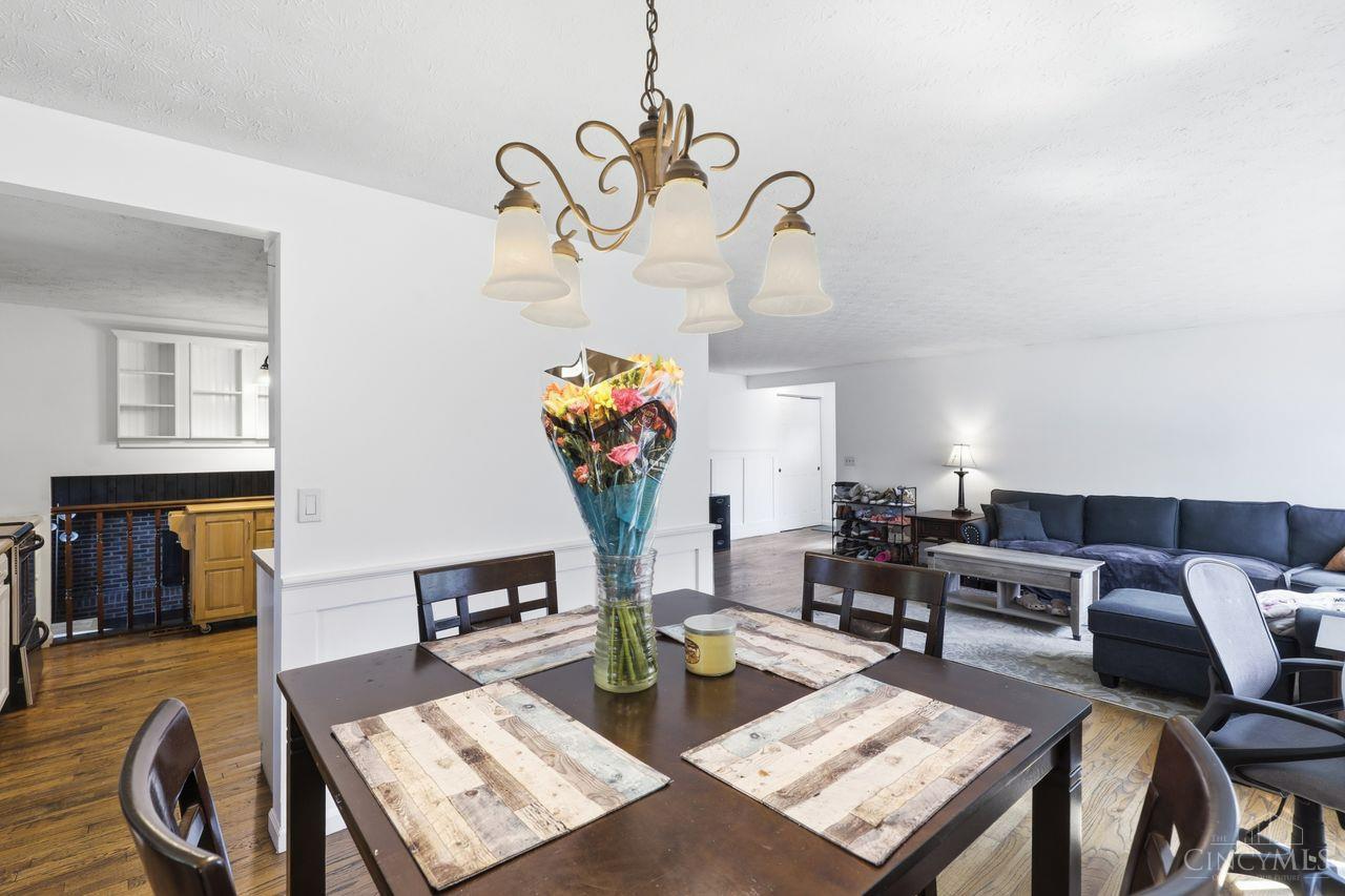98 Waxwing Drive Property Photo 12