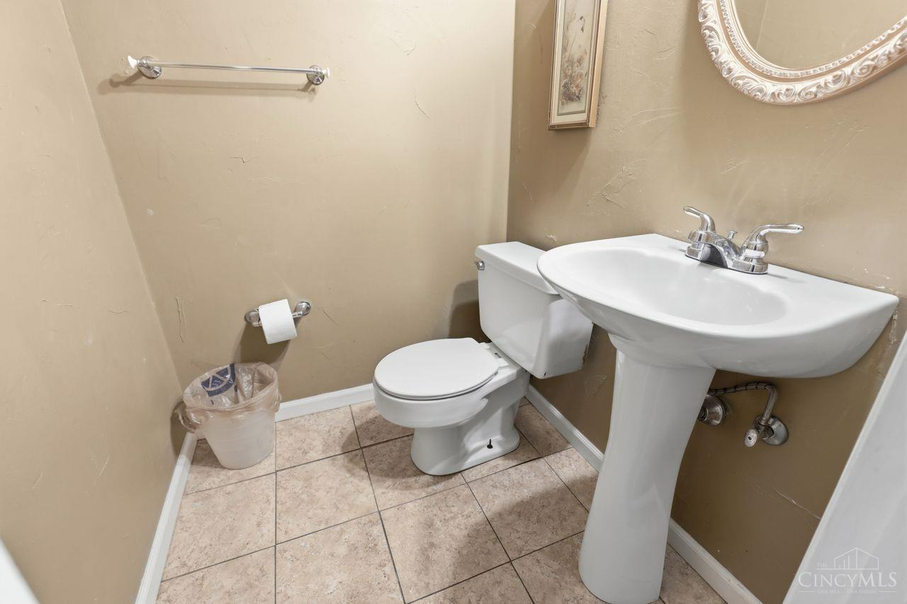 98 Waxwing Drive Property Photo 33