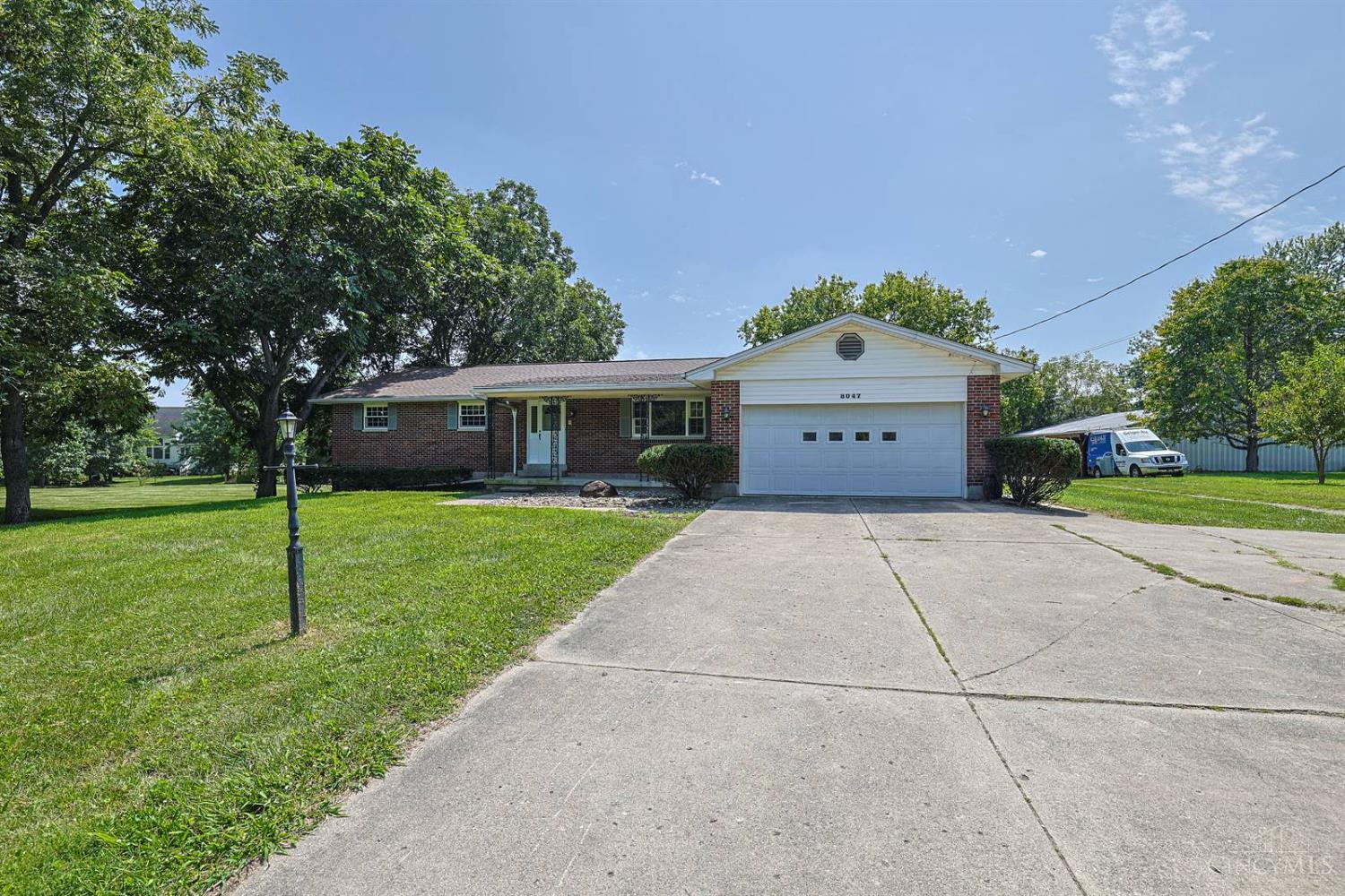 8047 Bethany Road Property Photo 2