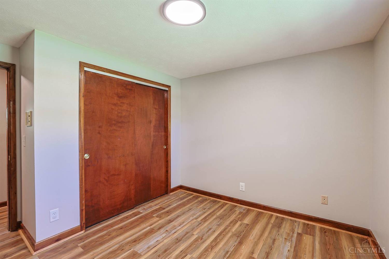 8047 Bethany Road Property Photo 22