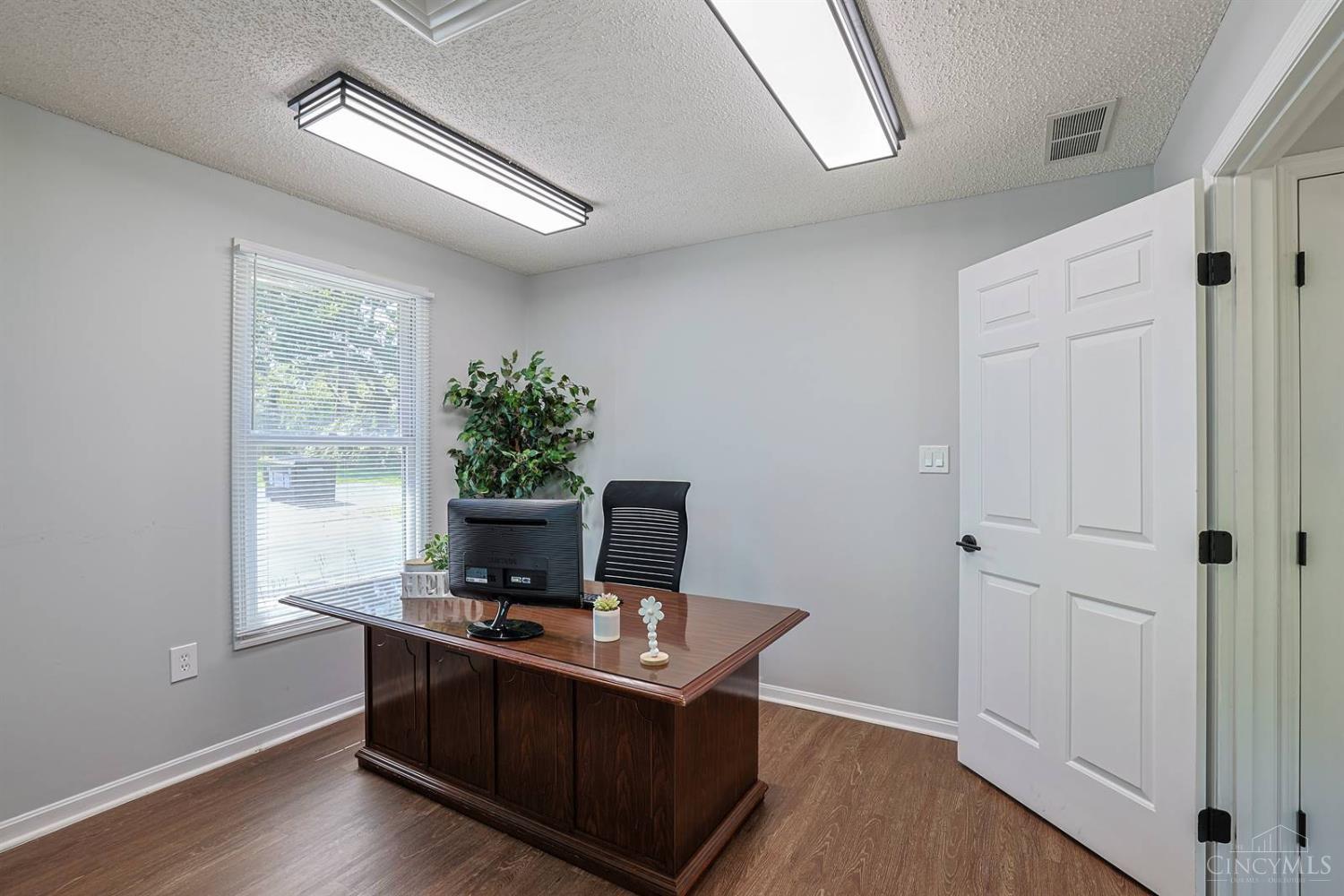 1208 Sunset Street Property Photo 8