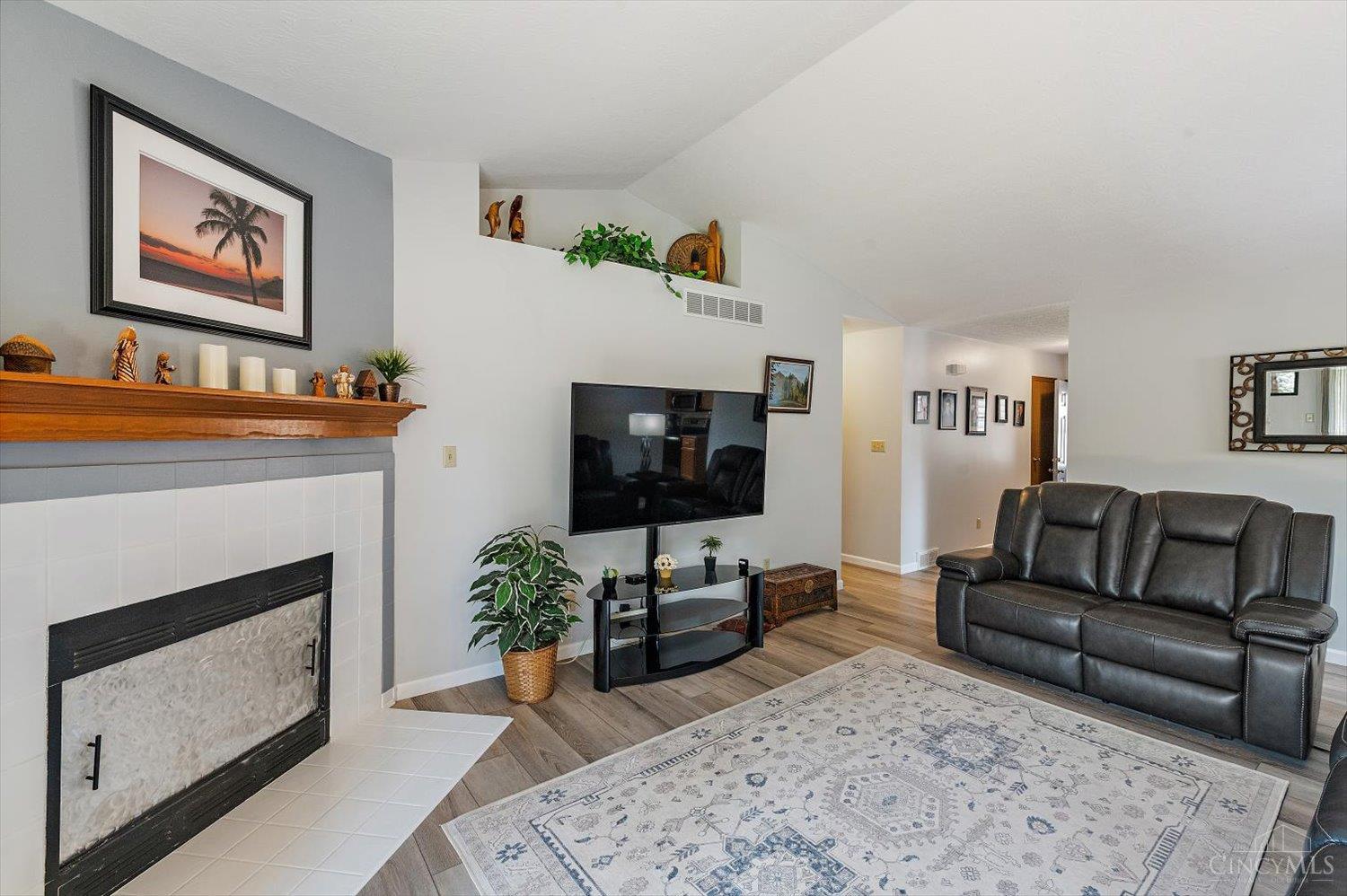 533 Smiley Avenue Property Photo 3