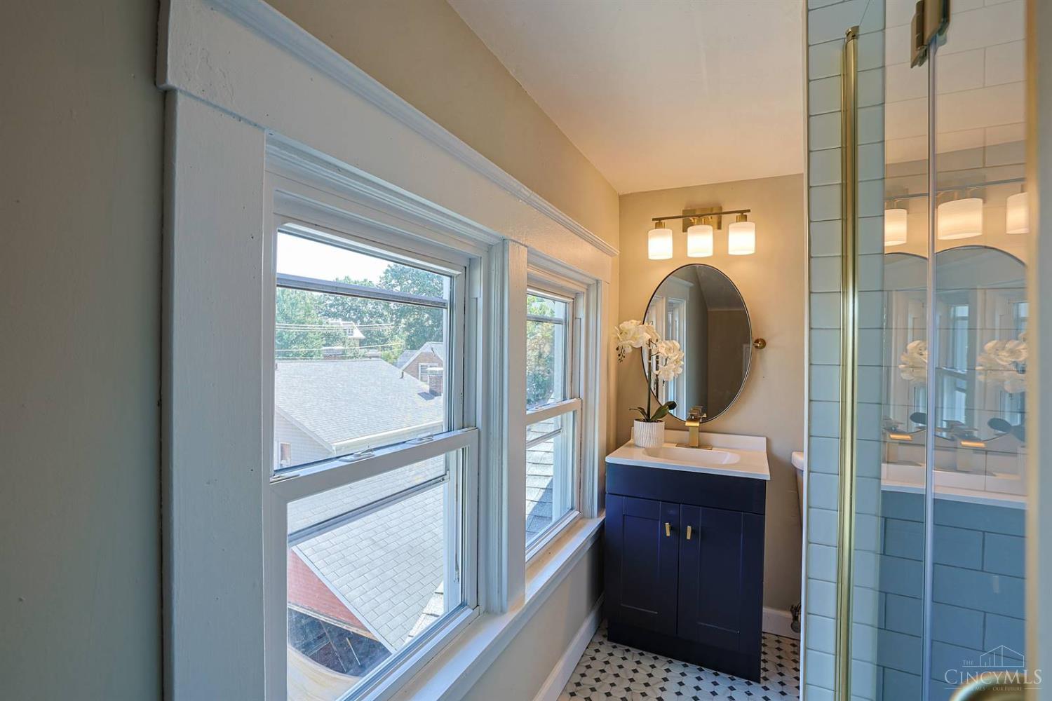 3015 Hull Avenue Property Photo 20