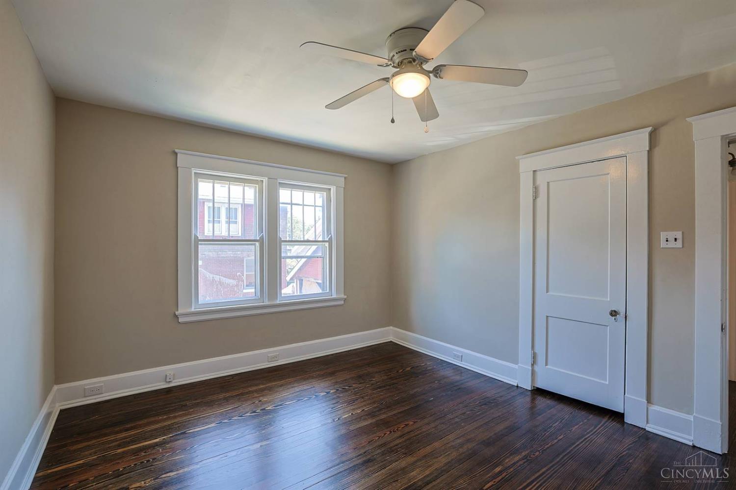 3015 Hull Avenue Property Photo 22