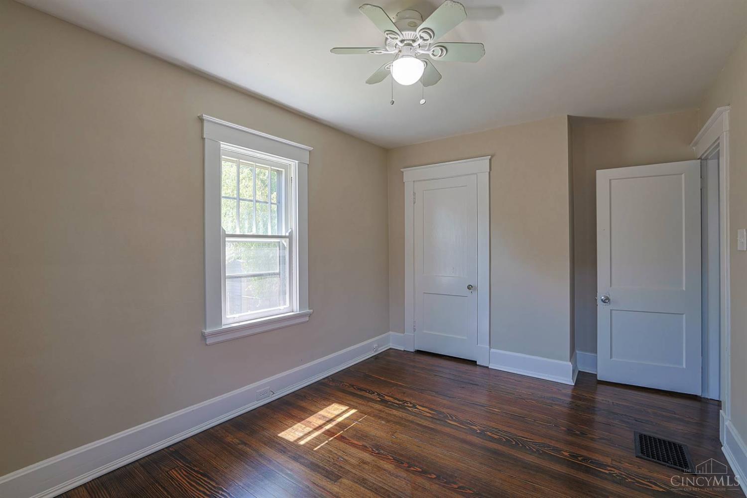 3015 Hull Avenue Property Photo 25