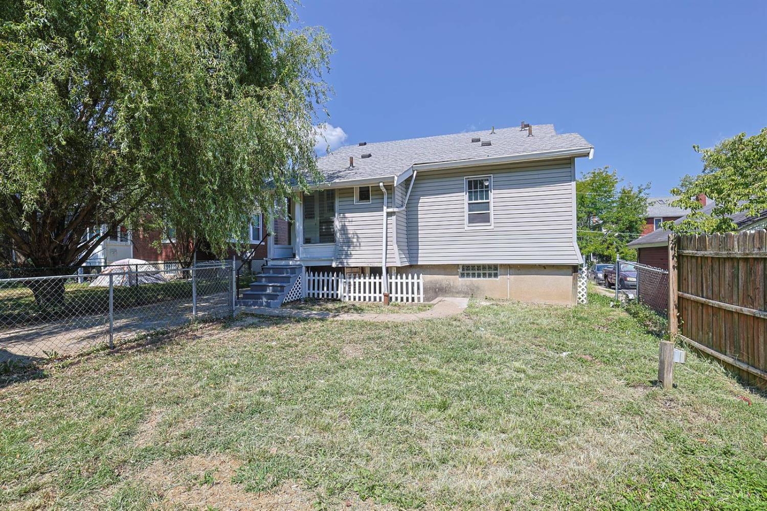 3015 Hull Avenue Property Photo 34