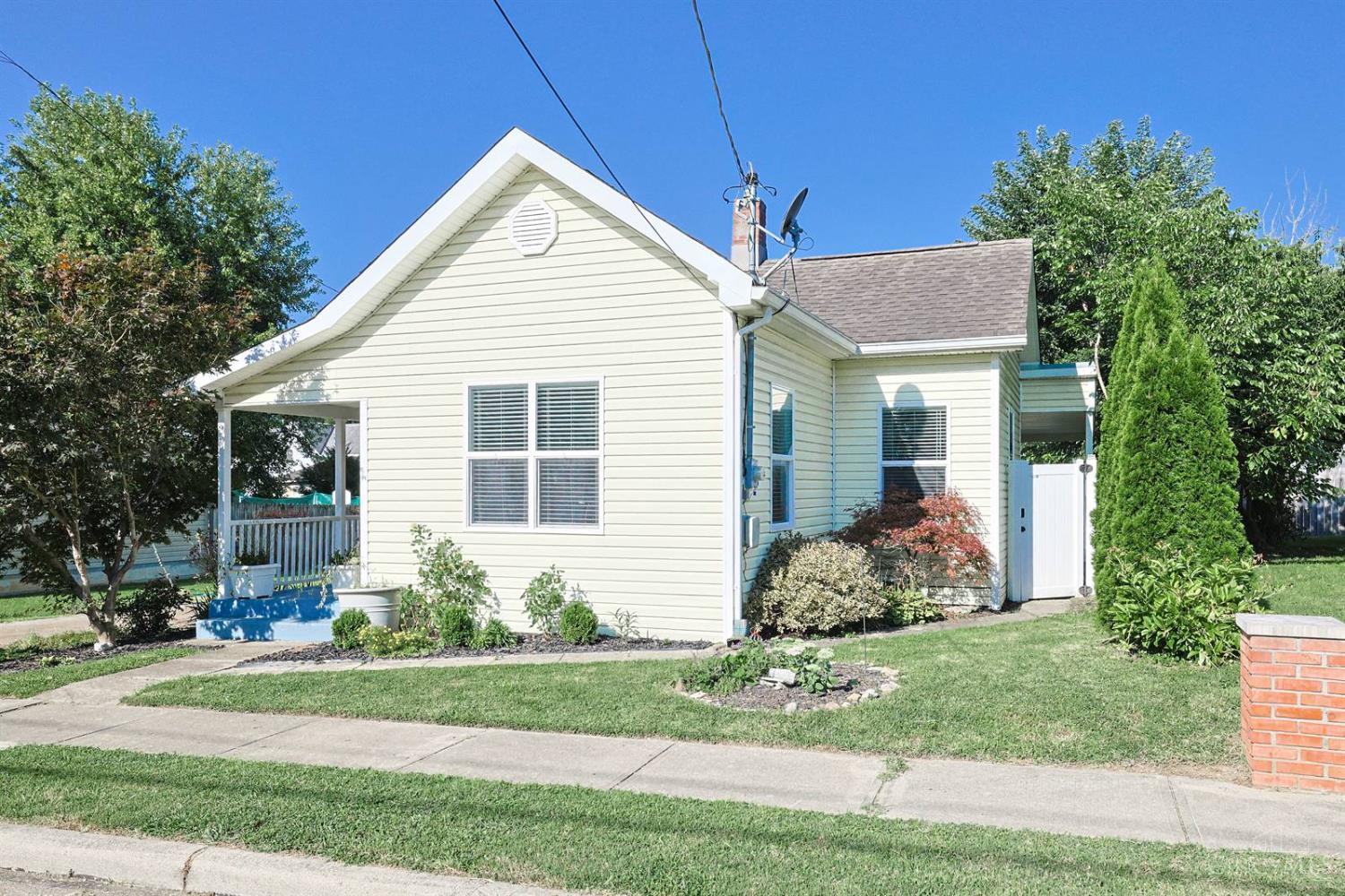 S 101 Bowles Street Property Photo 1