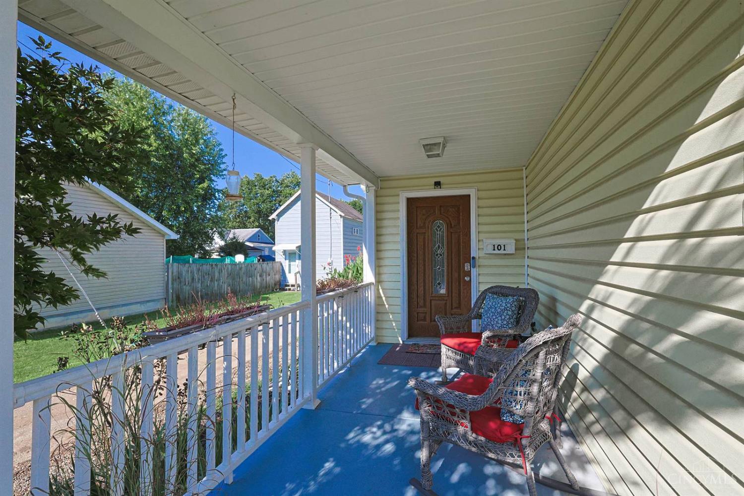 S 101 Bowles Street Property Photo 3