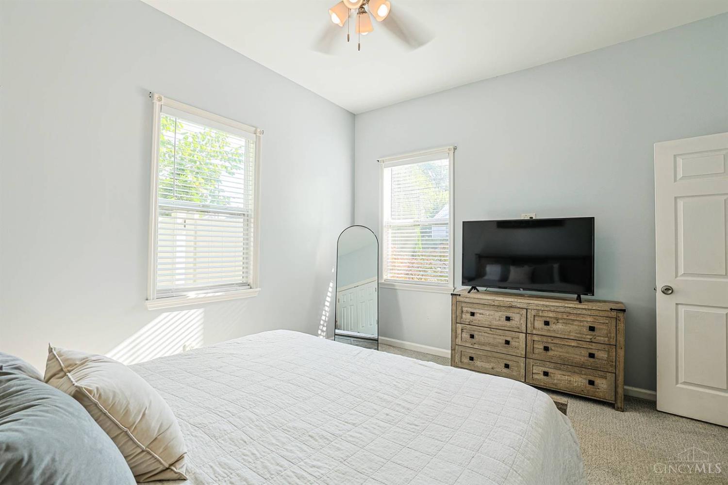 S 101 Bowles Street Property Photo 13