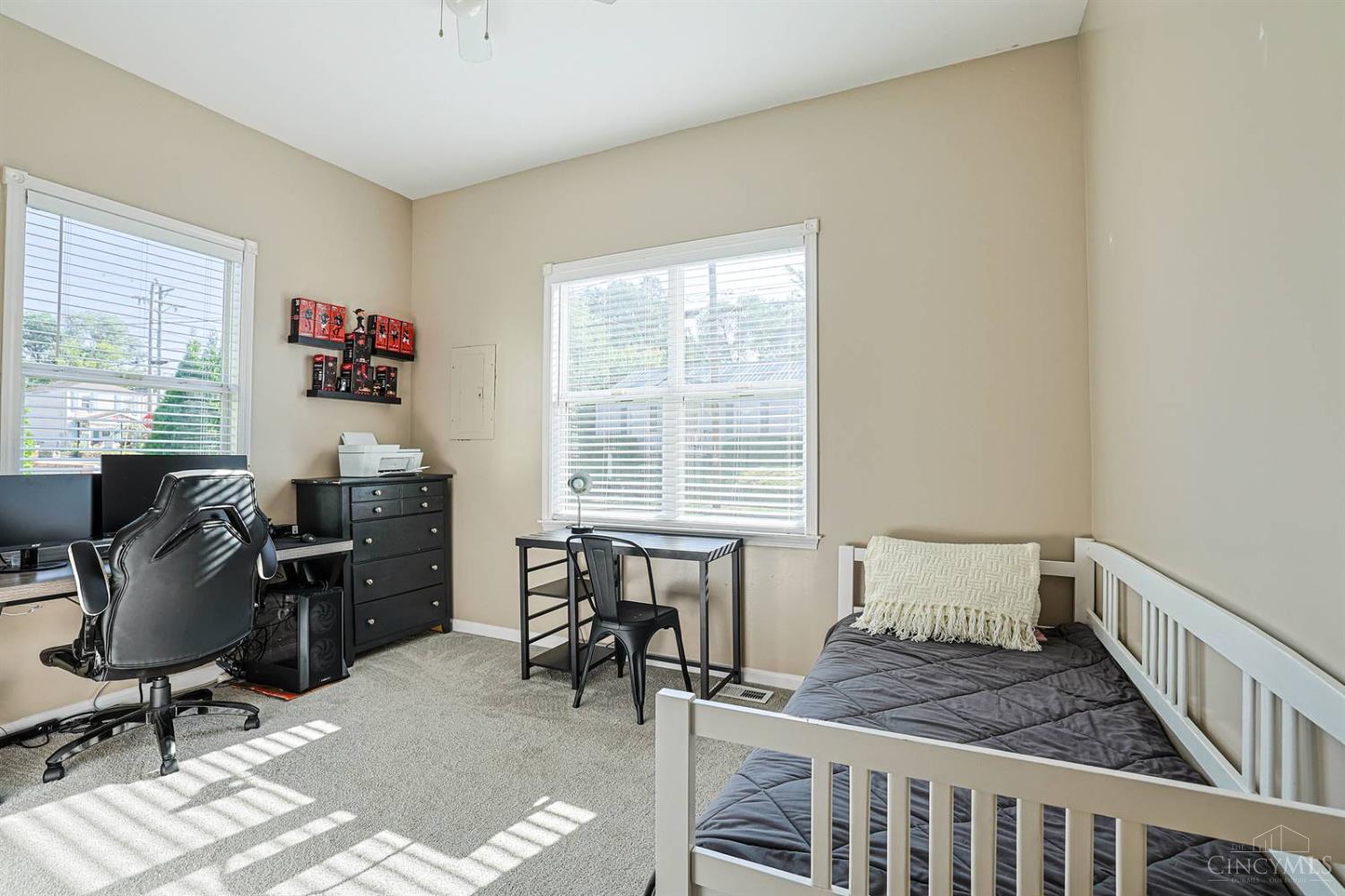 S 101 Bowles Street Property Photo 14