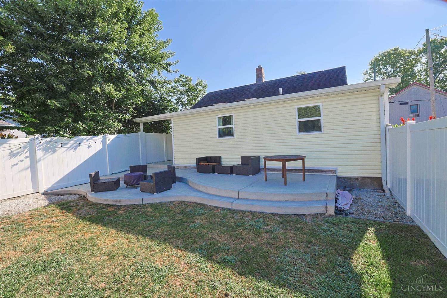 S 101 Bowles Street Property Photo 29