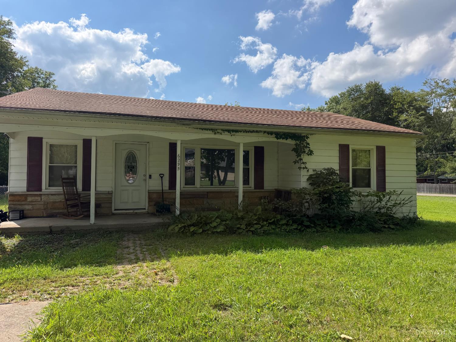 6295 State Route 132 Property Photo 1