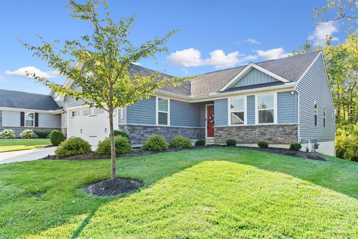 1375 Forest Grove Drive Property Photo 4