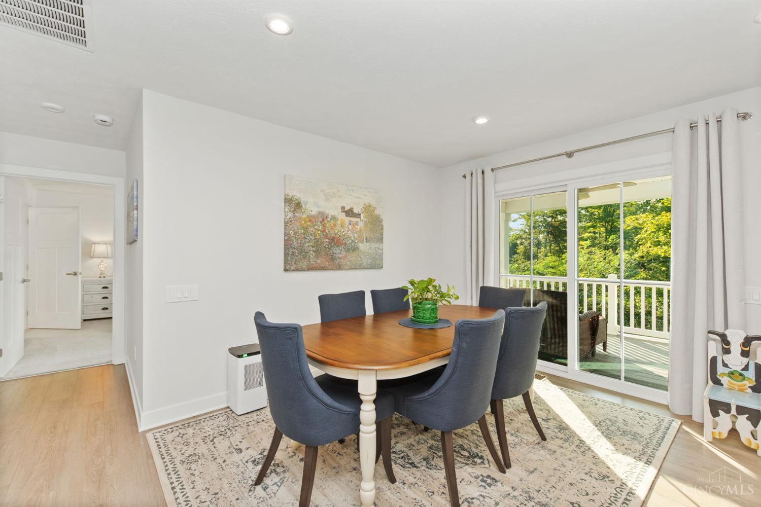 1375 Forest Grove Drive Property Photo 15