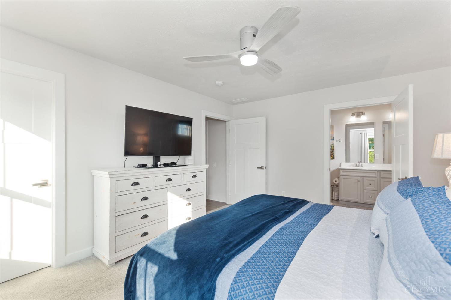 1375 Forest Grove Drive Property Photo 18