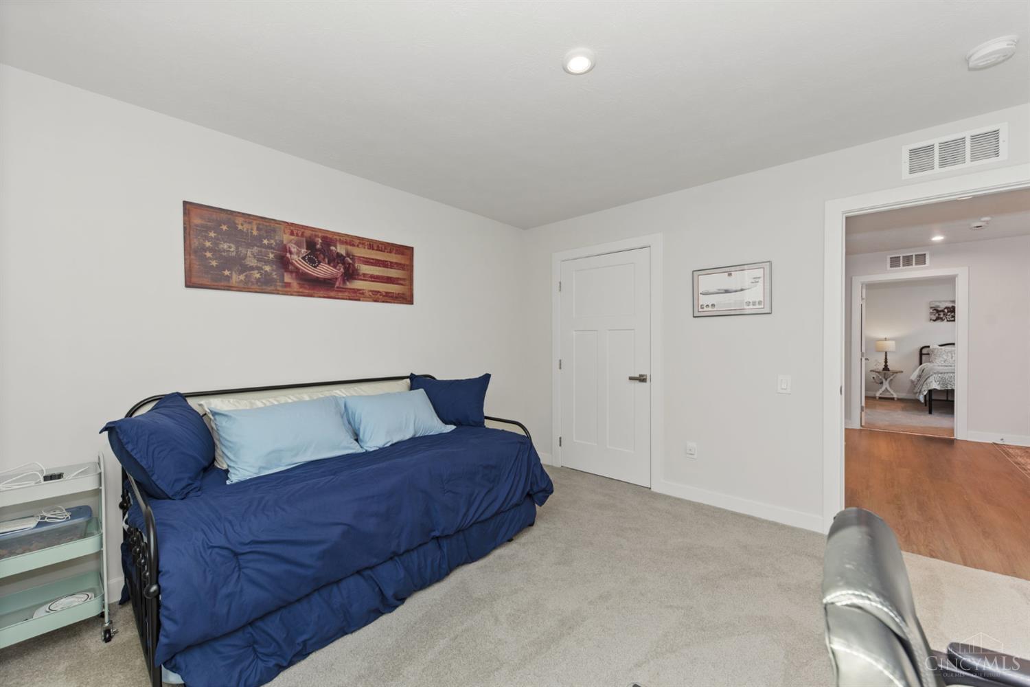 1375 Forest Grove Drive Property Photo 24