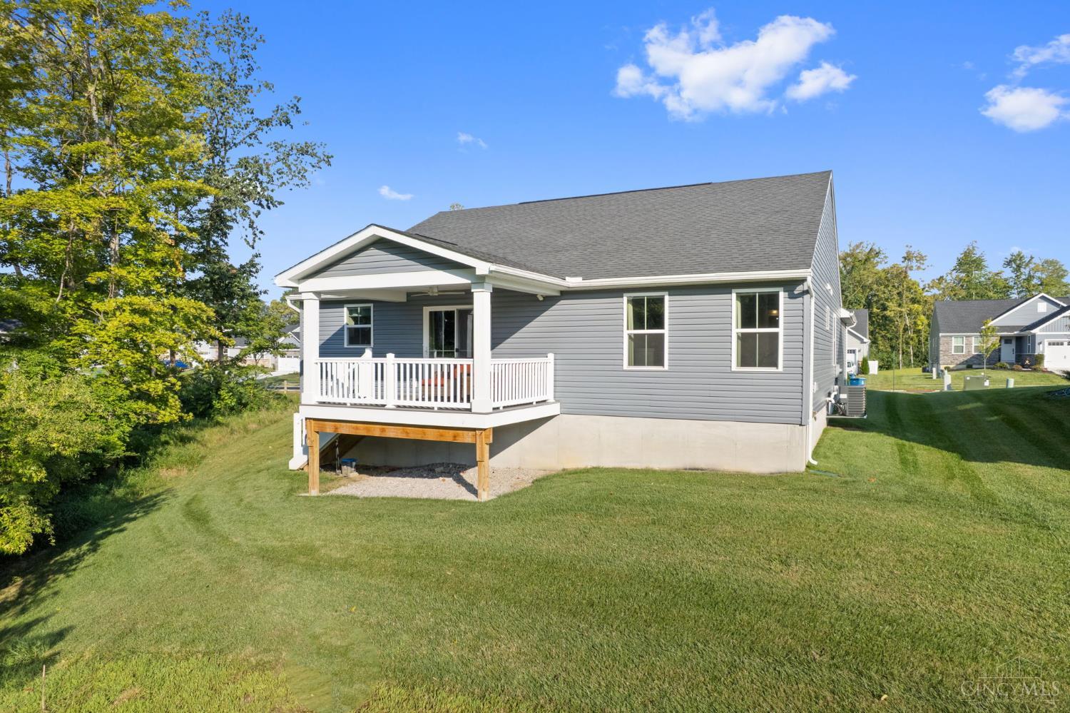 1375 Forest Grove Drive Property Photo 32