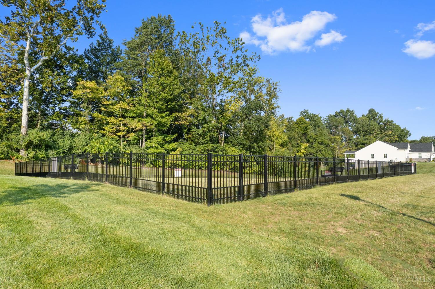 1375 Forest Grove Drive Property Photo 37