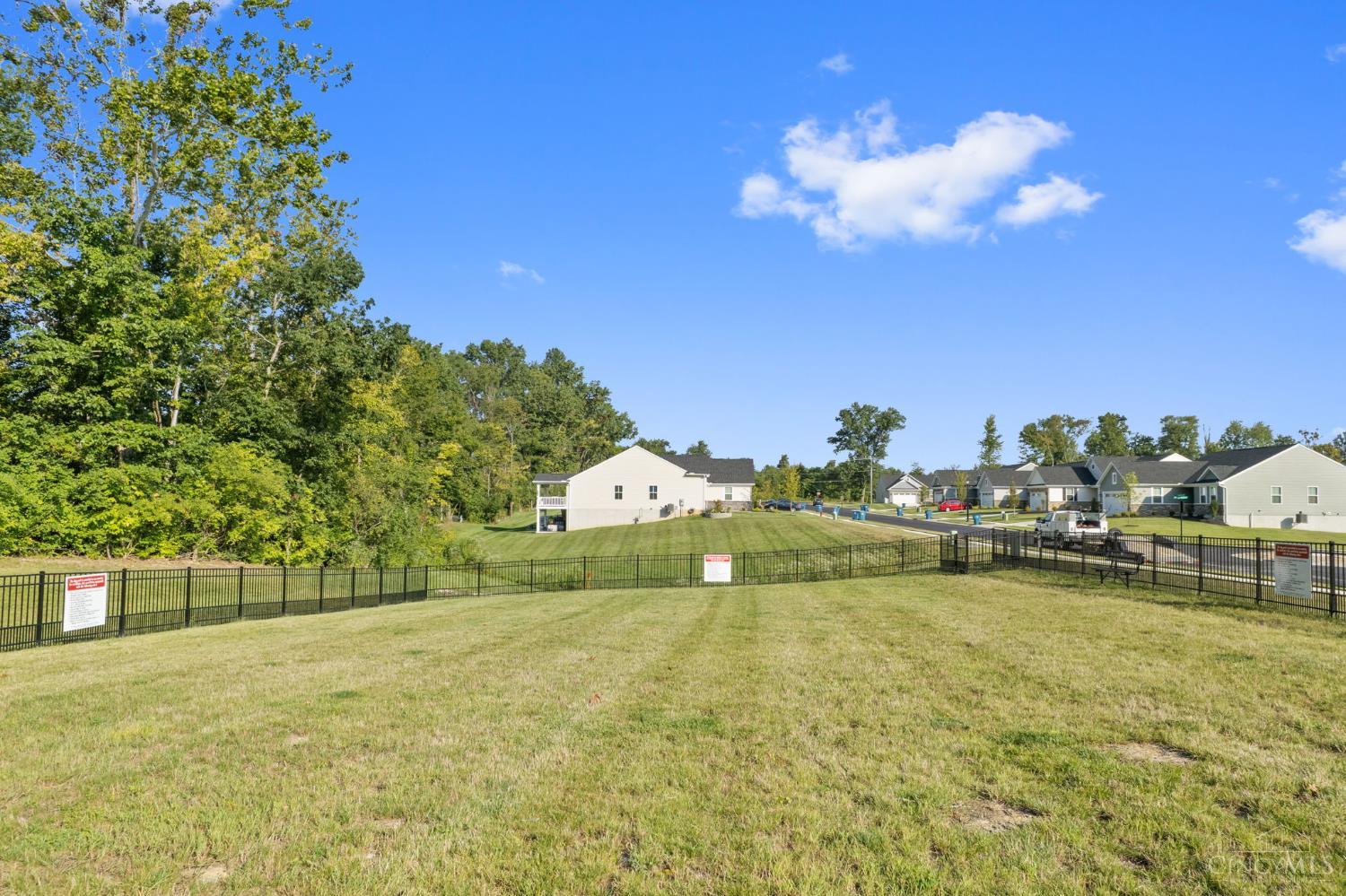 1375 Forest Grove Drive Property Photo 38