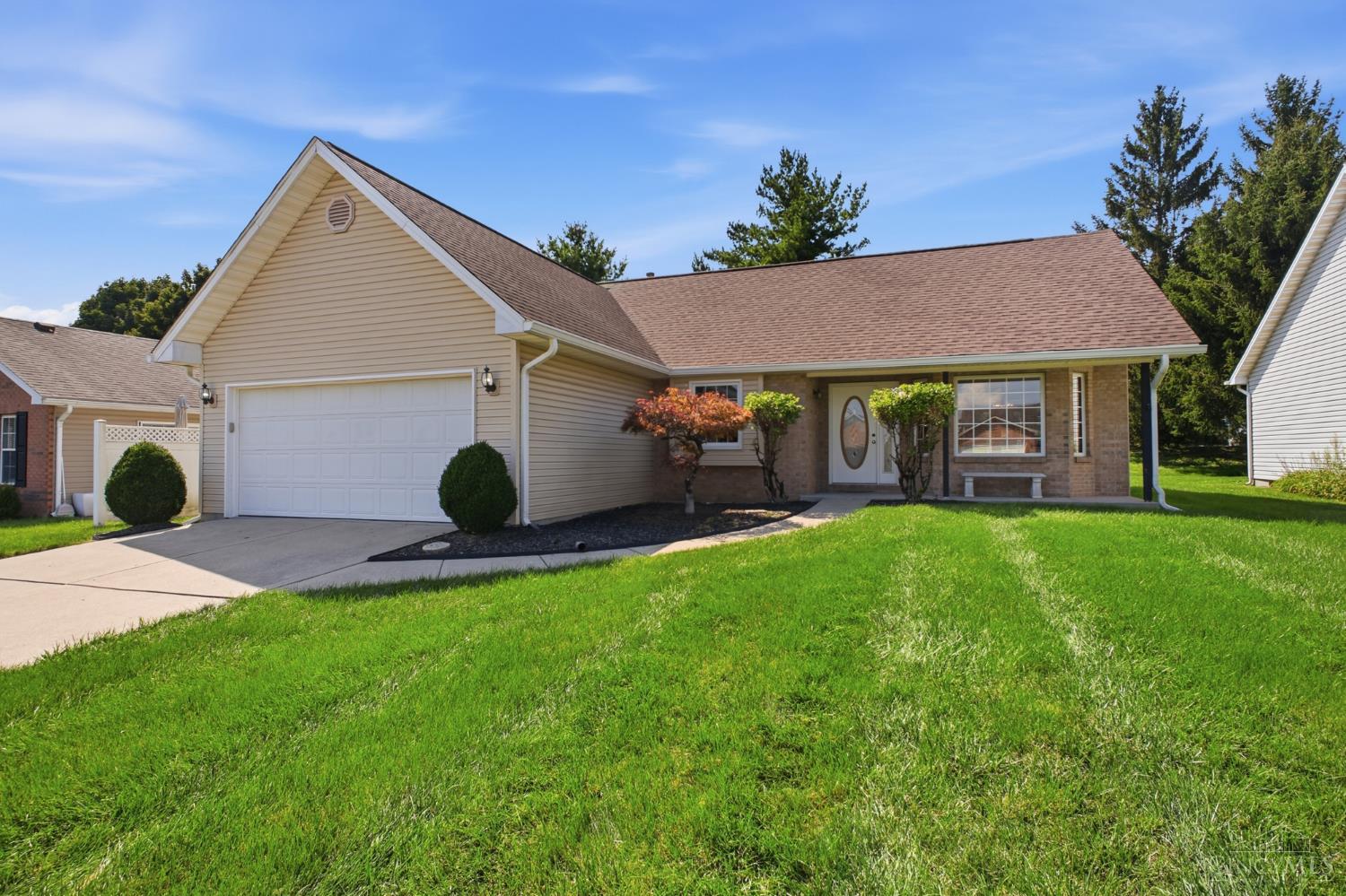 120 Jodee Drive Property Photo 3
