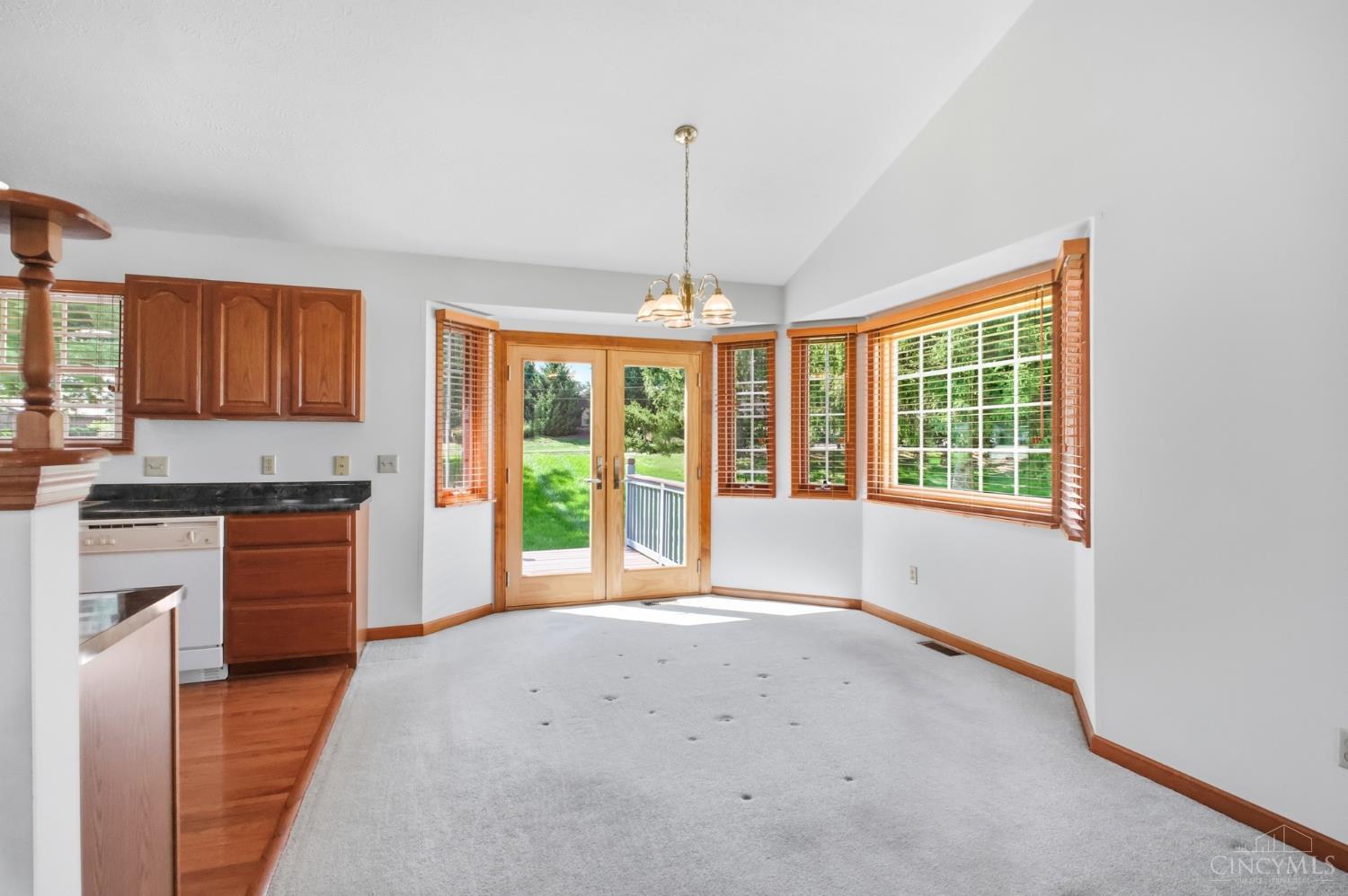 120 Jodee Drive Property Photo 14