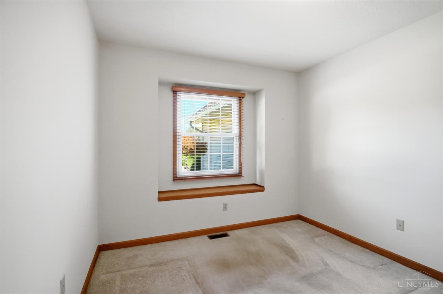 120 Jodee Drive Property Photo 33