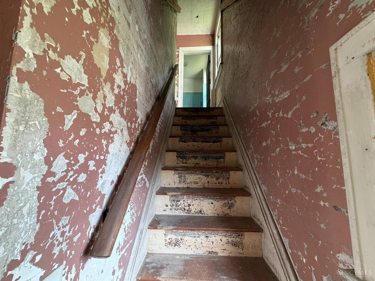660 Steiner Avenue Property Photo 14