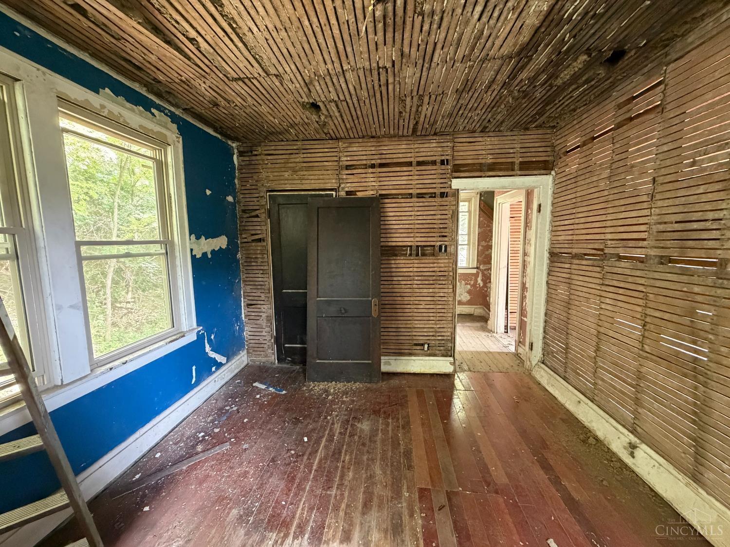 660 Steiner Avenue Property Photo 21