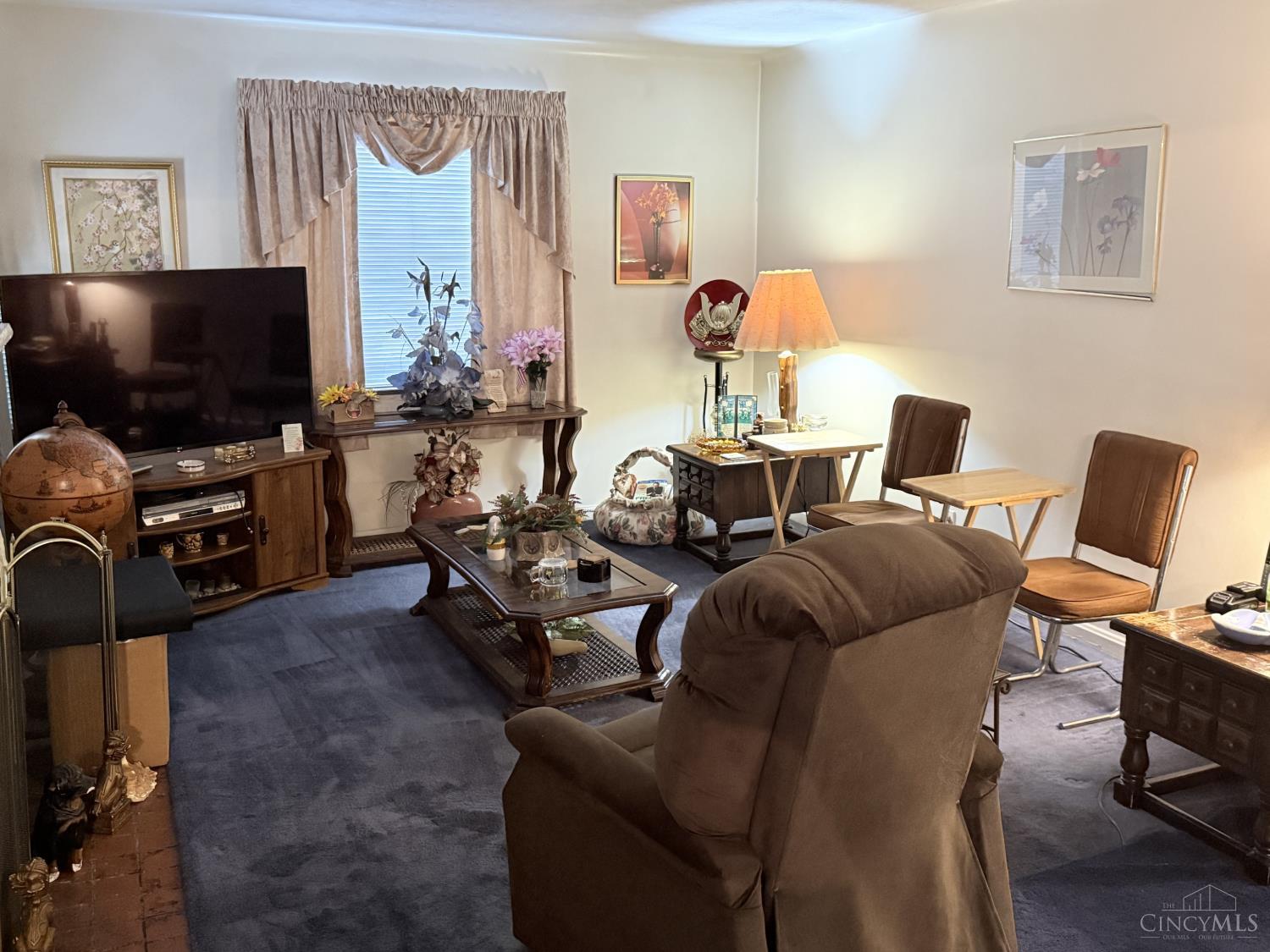 1812 Larchwood Place Property Photo 4