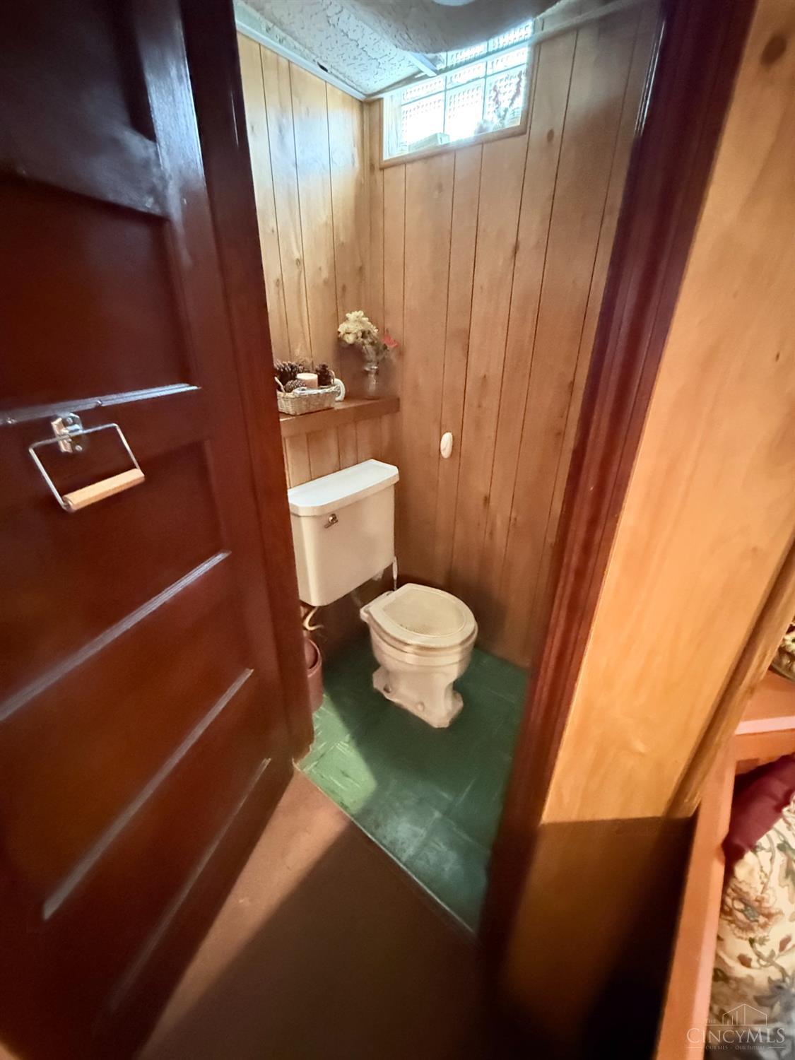 1812 Larchwood Place Property Photo 16