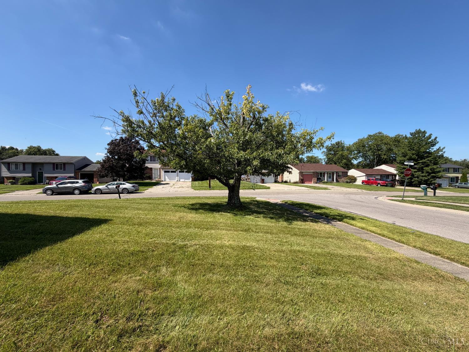 2891 Grosvenor Drive Property Photo 27