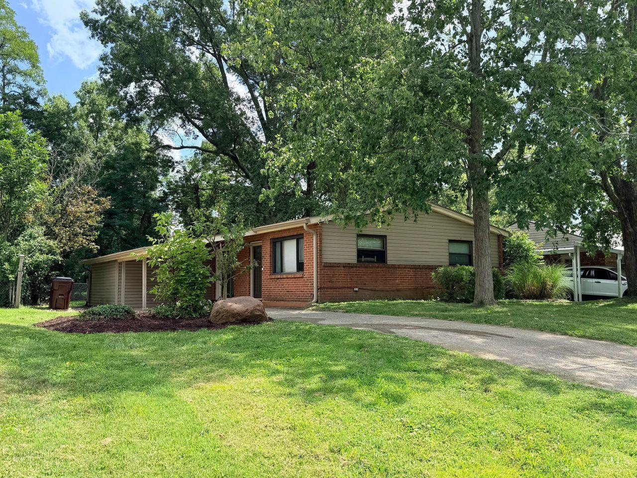 5690 Long Field Drive Property Photo 3