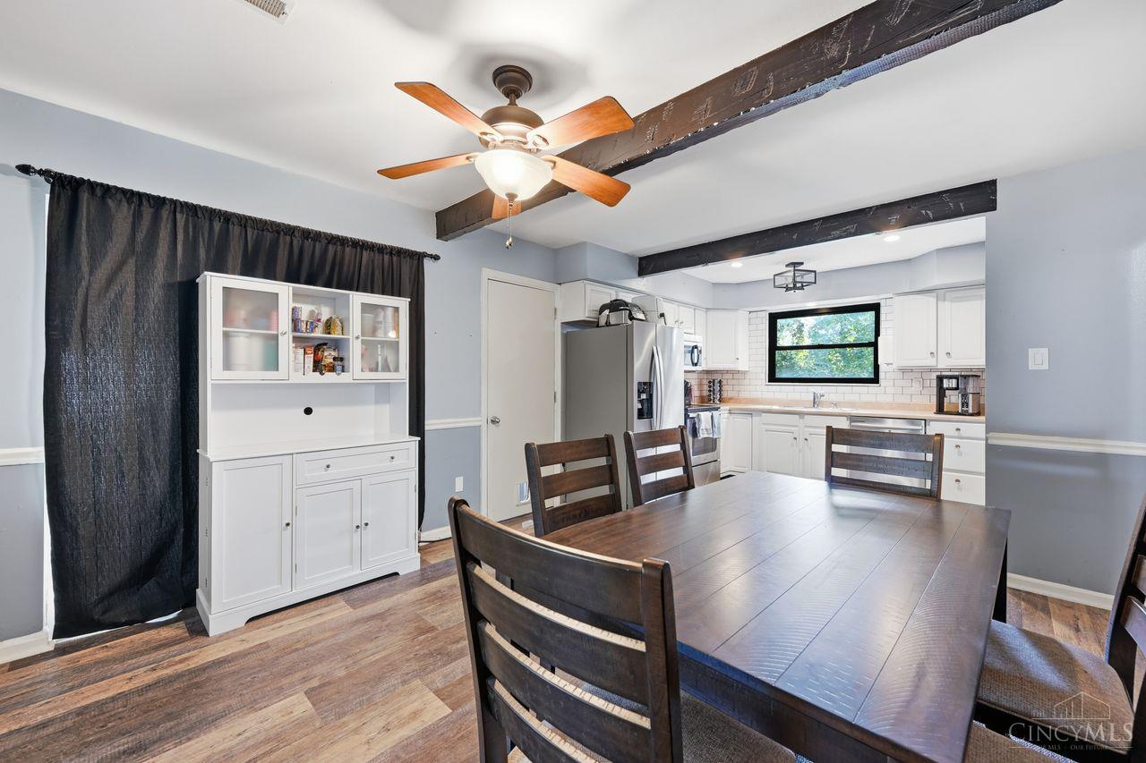 5690 Long Field Drive Property Photo 14