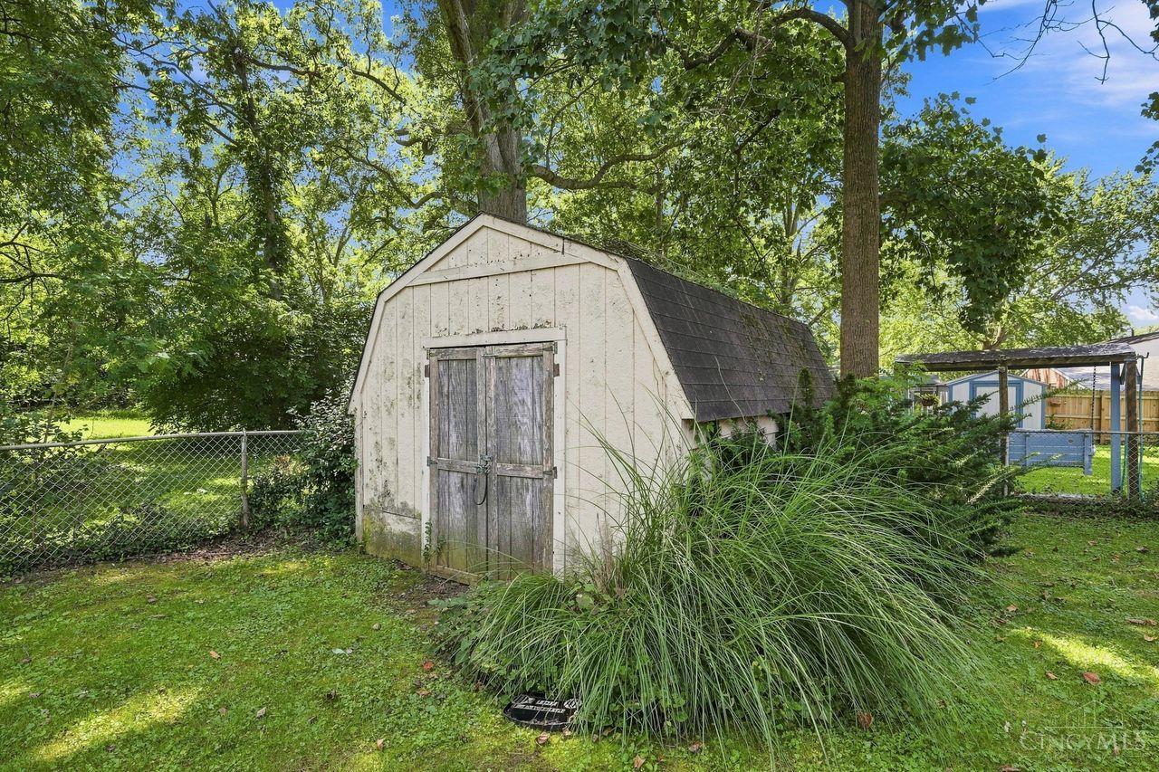 5690 Long Field Drive Property Photo 33