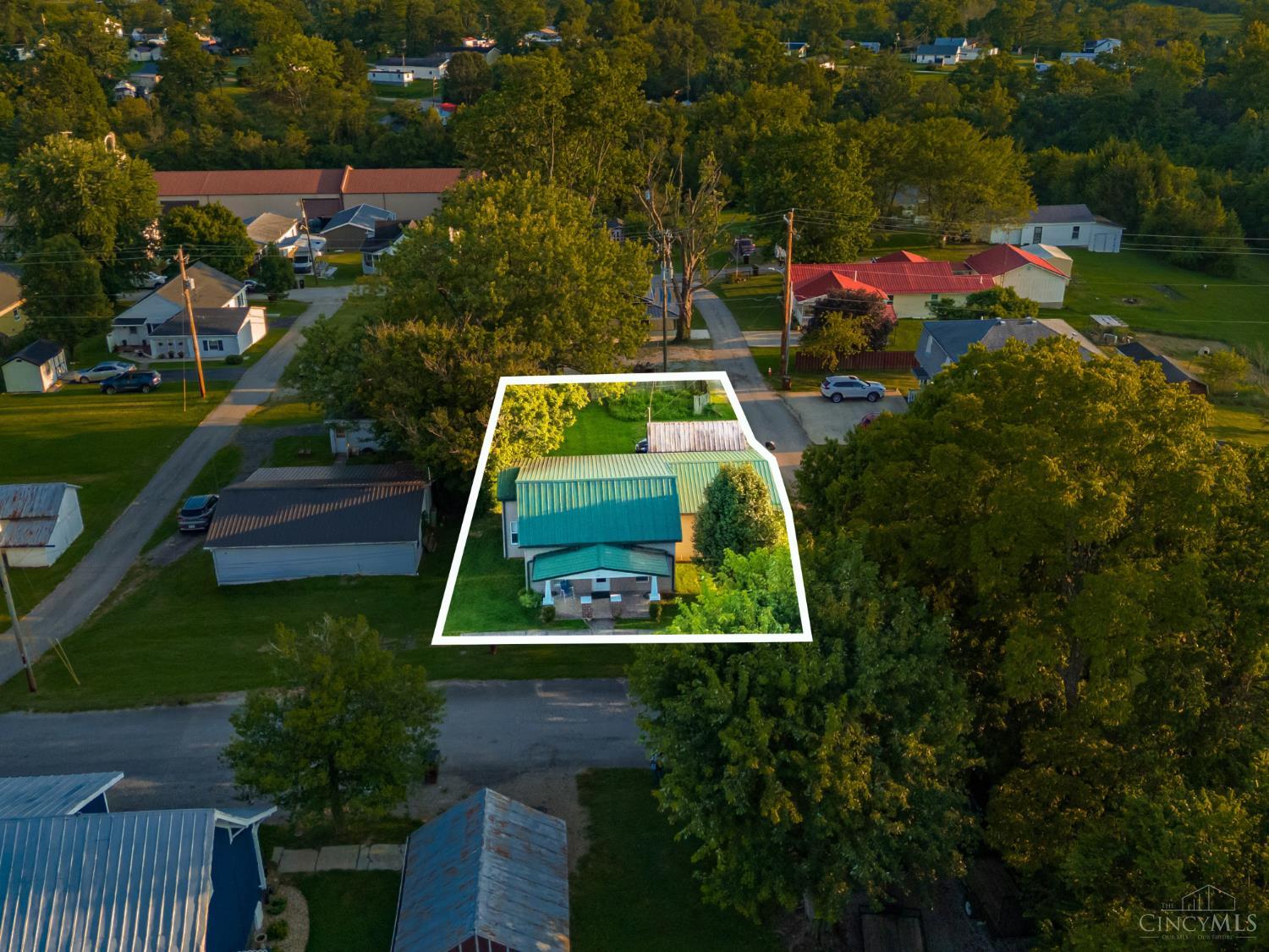 187 Vine Street Property Photo 3
