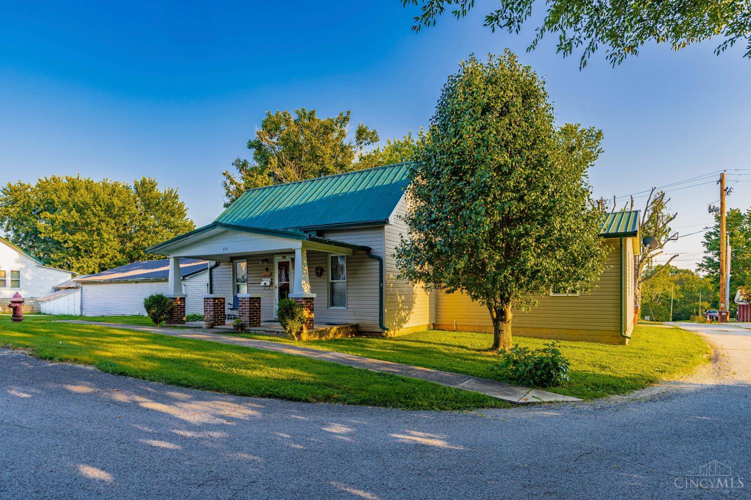187 Vine Street Property Photo 11