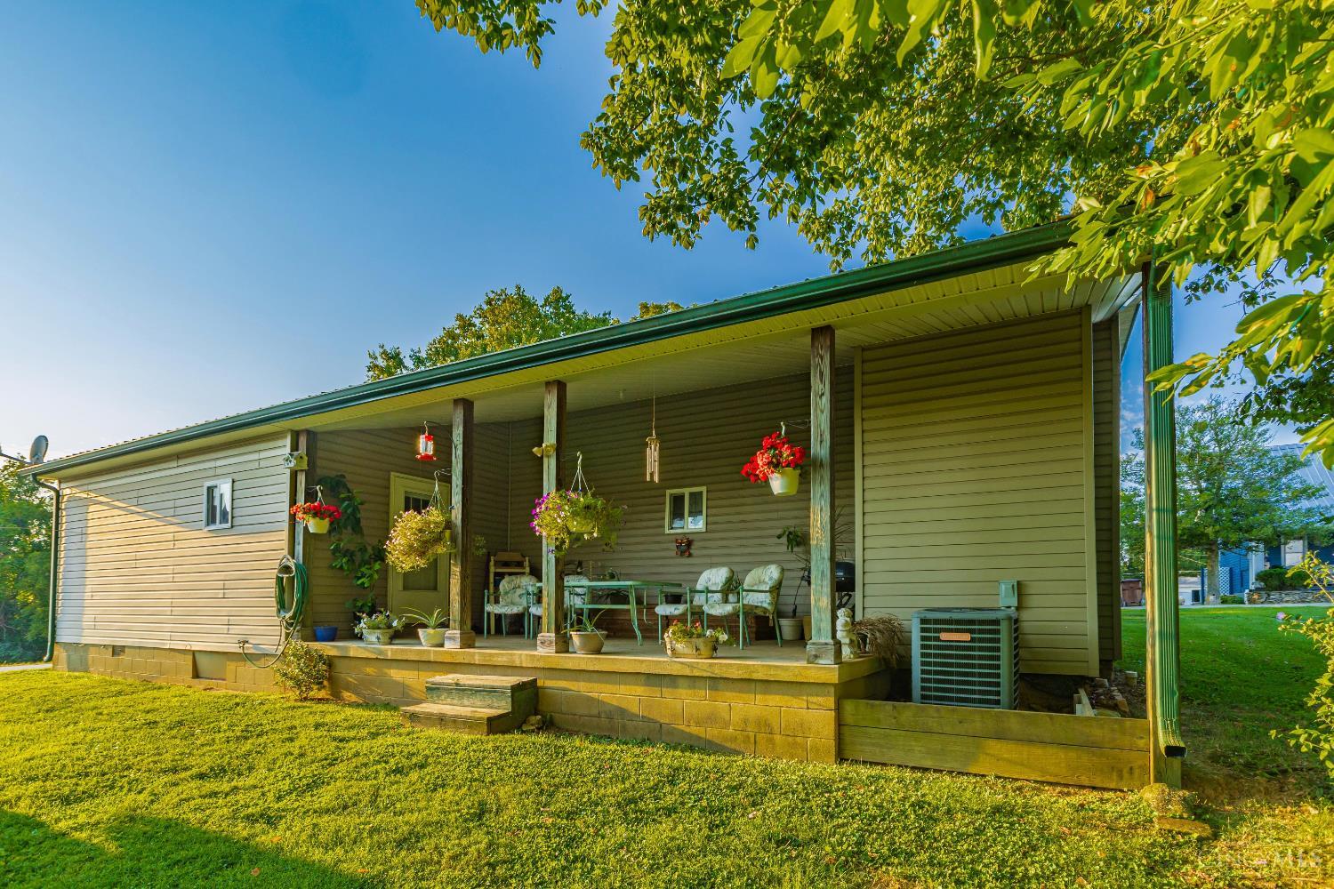 187 Vine Street Property Photo 15
