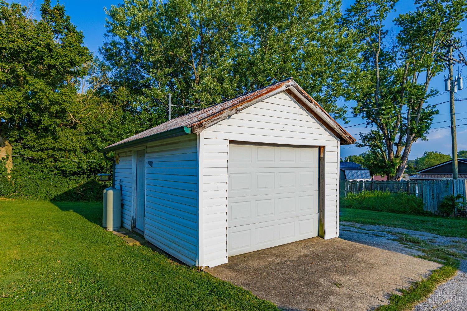 187 Vine Street Property Photo 16