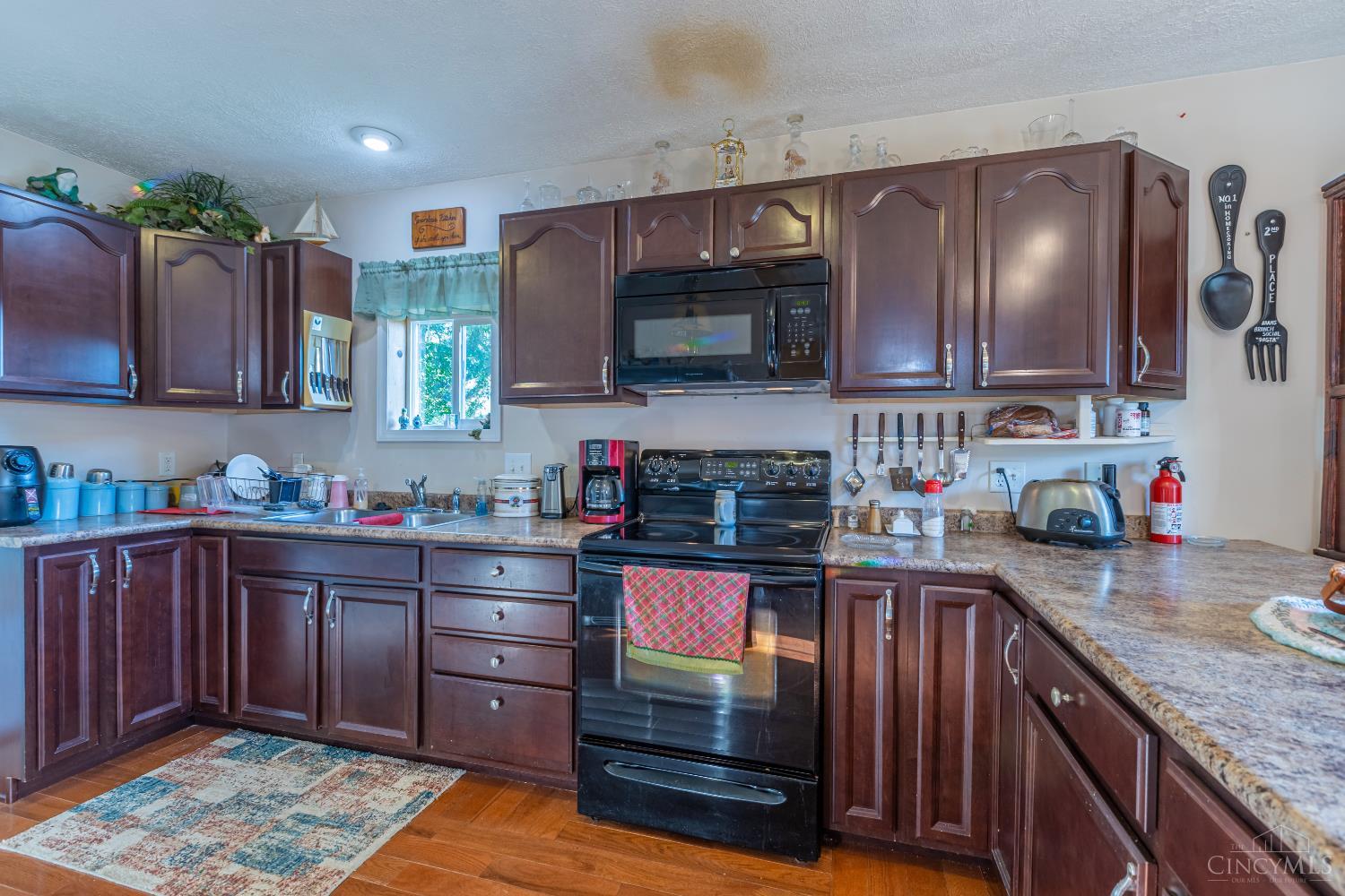 187 Vine Street Property Photo 20