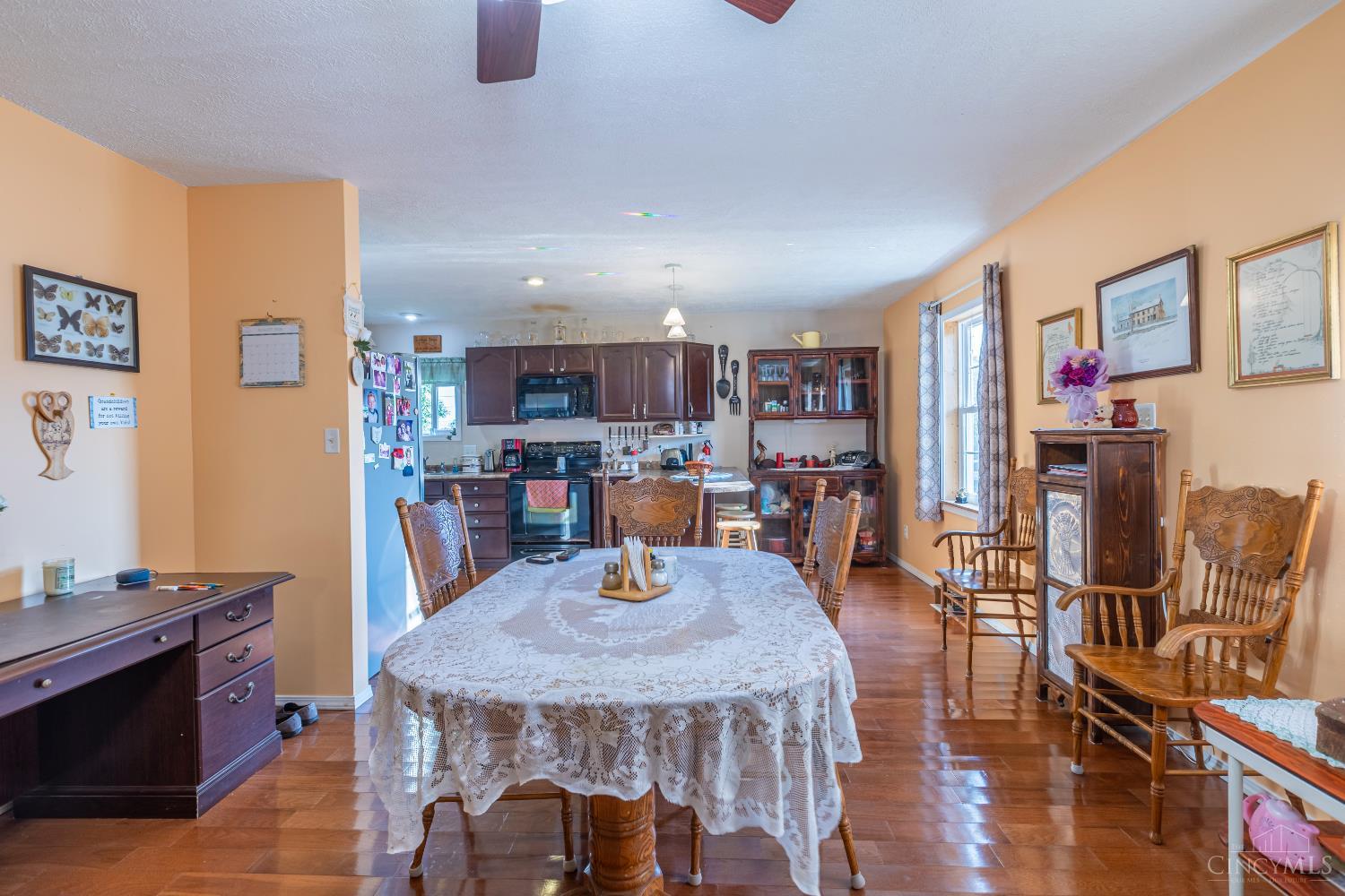 187 Vine Street Property Photo 25