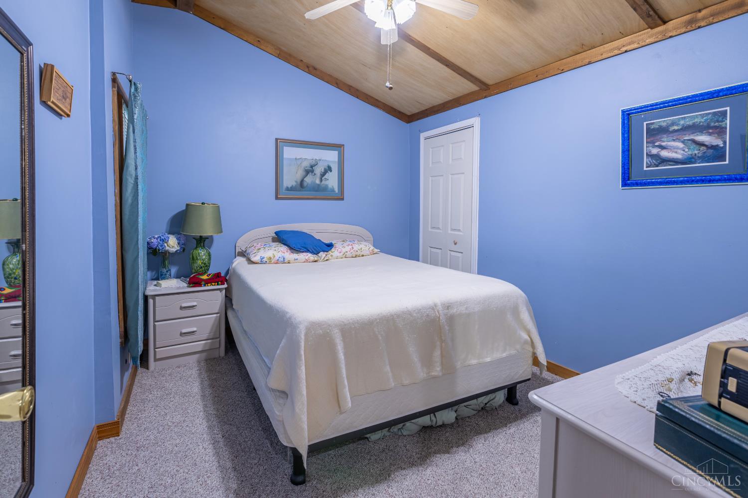 187 Vine Street Property Photo 33